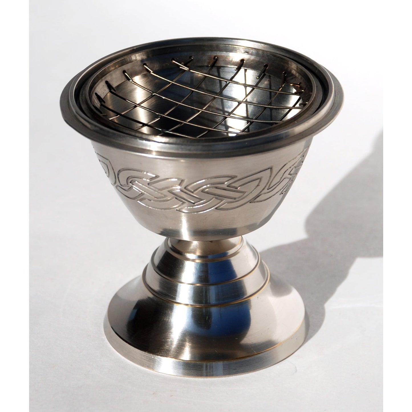 Burning Accessories - Pewter Celtic Knot Pedestal Screen Burner